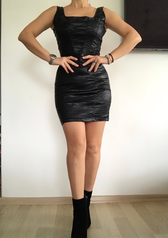 Siyah Desenli Elbise - Görsel 2