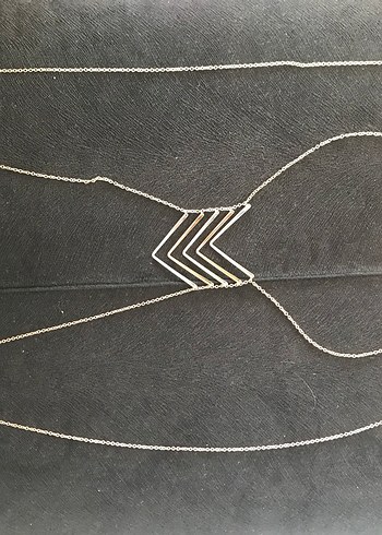 Altın Renk Parlak Kadın Vücut Zinciri - Görsel 4