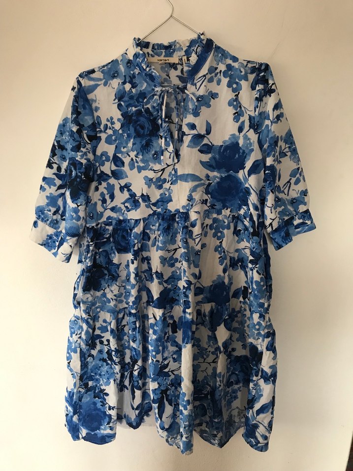 Desenli elbise - Görsel 2