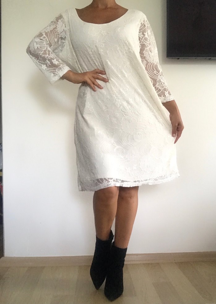 Yumuşak Güpür Beyaz Elbise - Görsel 4