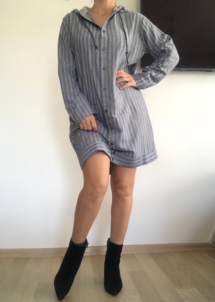 Çizgili düğmeli tunik - Görsel 3