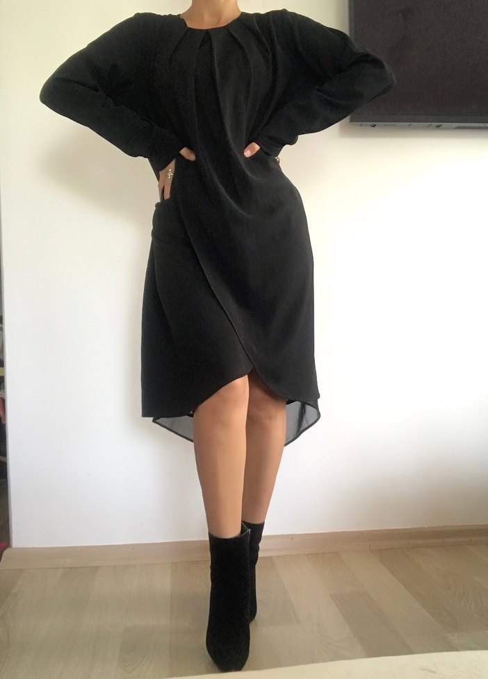 Siyah Uzun Çapraz Bağlama Tunik - Görsel 4