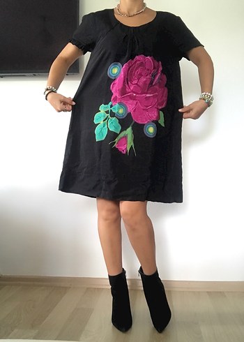 Desenli Elbise - Görsel 3