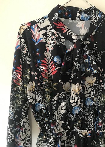 Çiçek Desenli Elbise - Görsel 9