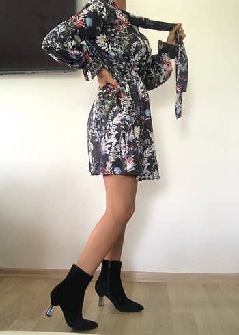 Çiçek Desenli Elbise - Görsel 5