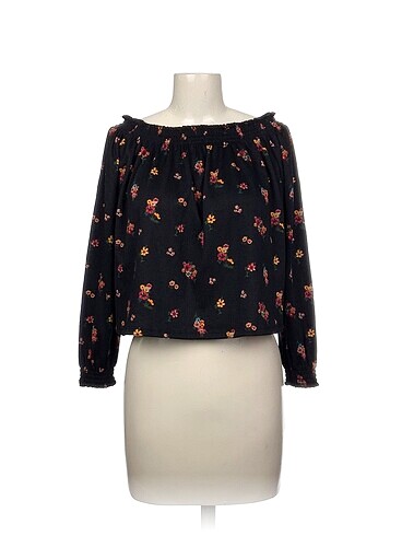 H&M Bluz %70 İndirimli.