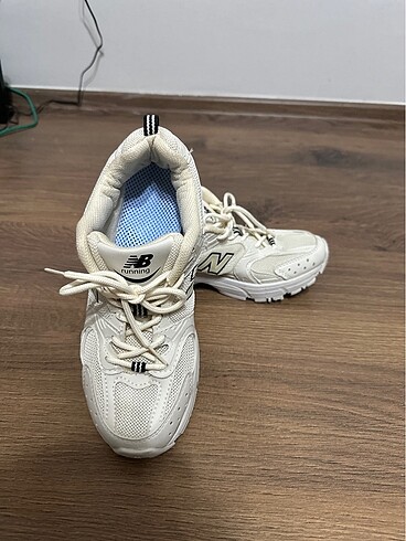 38 Beden Spor ayakkabı