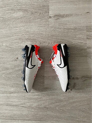 Nike Tiempo
