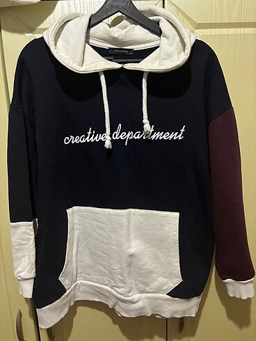 Kapüşonlu Sweatshirt