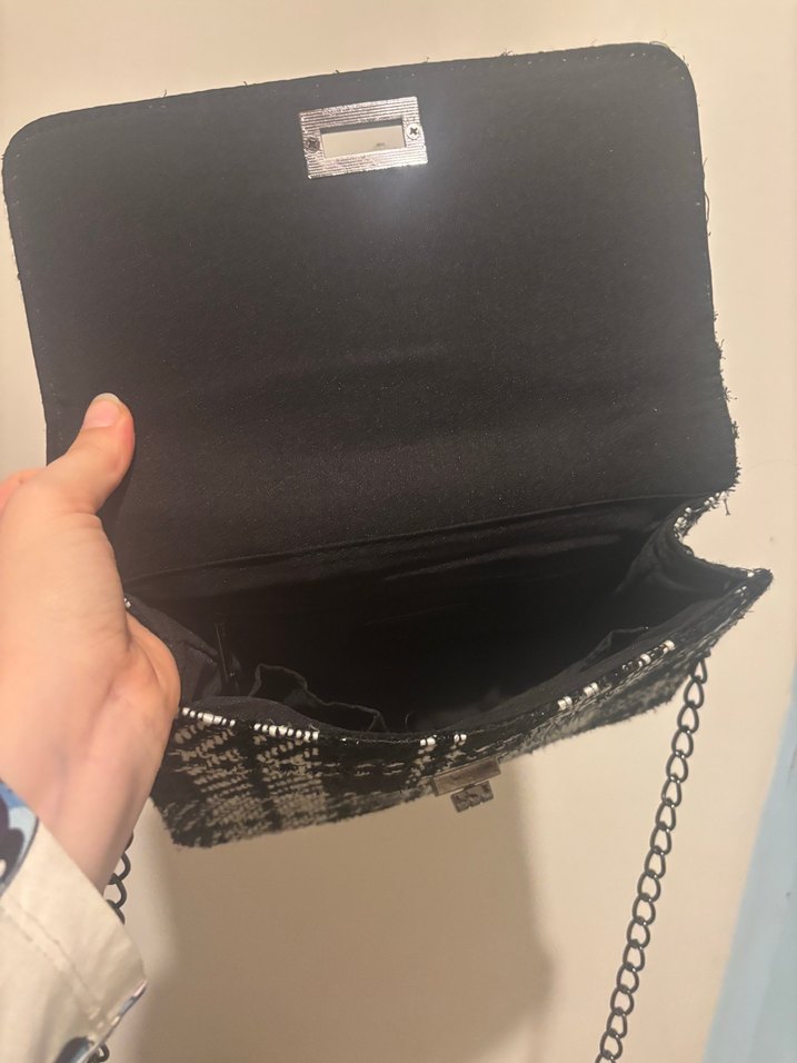 Zincir Detaylı Siyah Ekose Kadın Çanta - Görsel 4