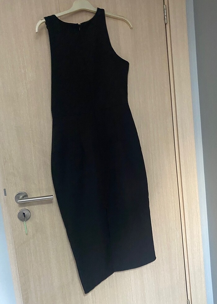 giyilmemiş elbise - Görsel 4