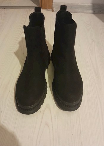 Siyah Süet Topuklu Günlük Bot - Görsel 2