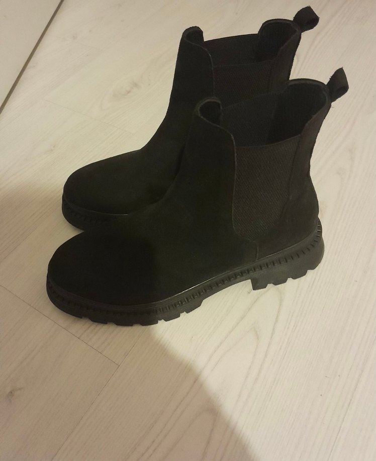 Siyah Süet Topuklu Günlük Bot - Görsel 4