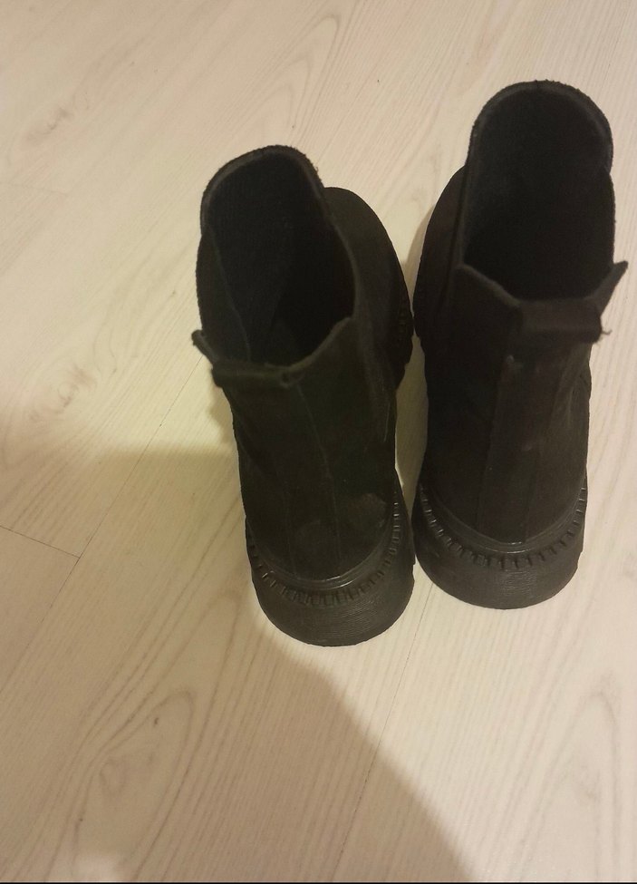 Siyah Süet Topuklu Günlük Bot - Görsel 3