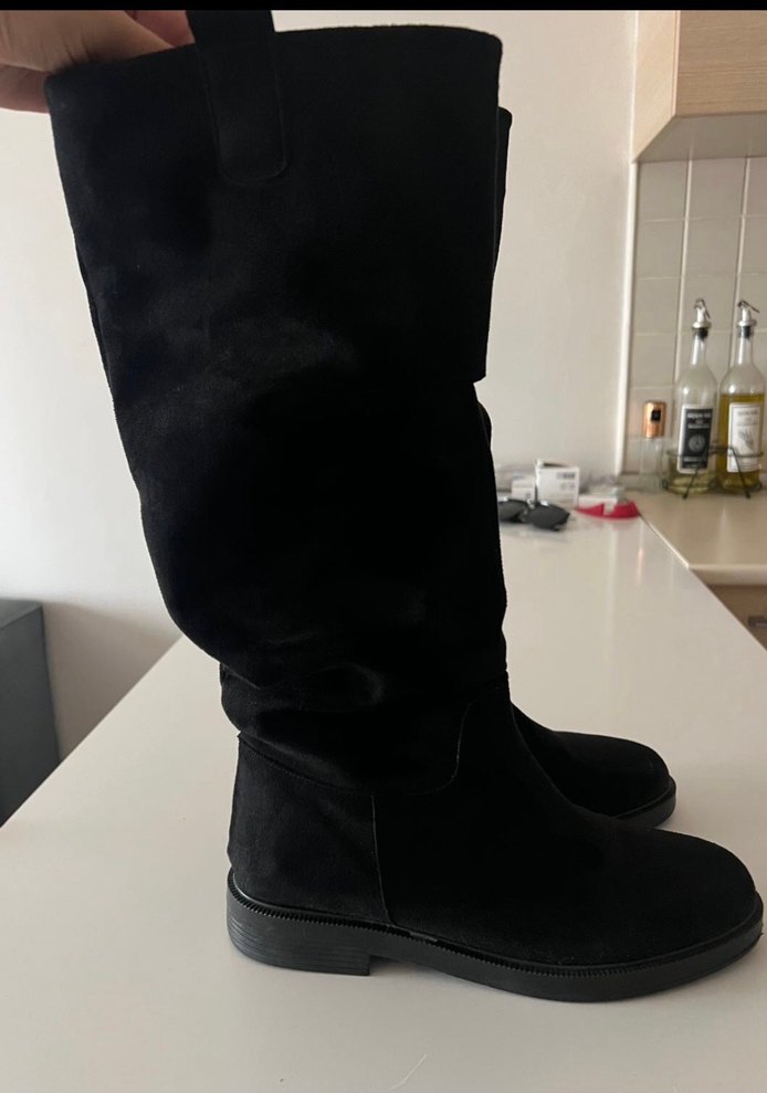 Siyah Süet Çizme - Görsel 2