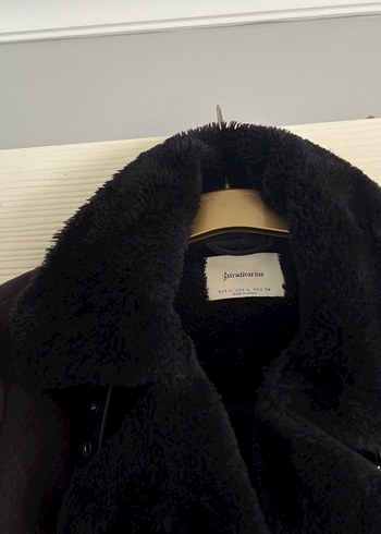 Kadın Siyah Kürklü Kış Ceketi - Stradivarius - Ana görsel