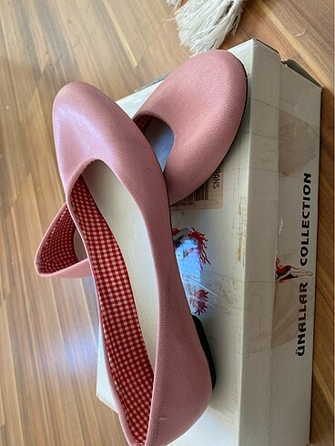 Pembe babetler