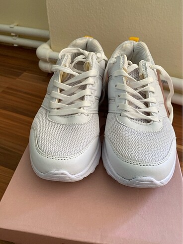 37 Beden Limon company spor ayakkabı