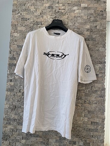 SHOUT Premium Nakış ve Baskılı Oversize tshirt