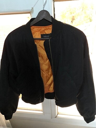 Stradivarius crop bomber ceket