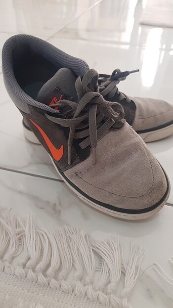 Nike spor ayakkabı