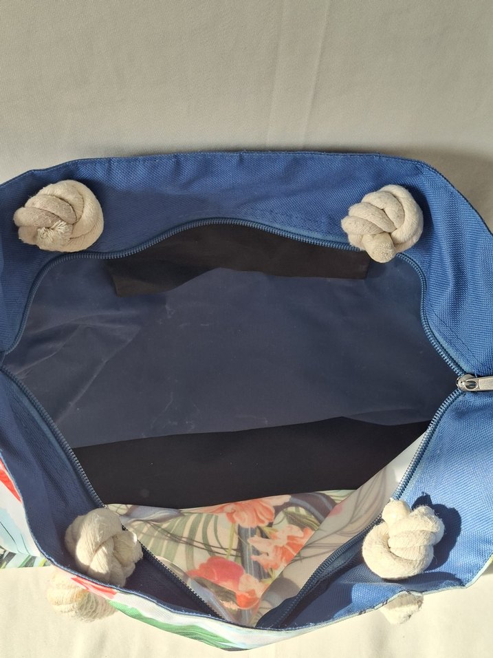 deniz plaj çantası ipliği biraz defolu - Görsel 2