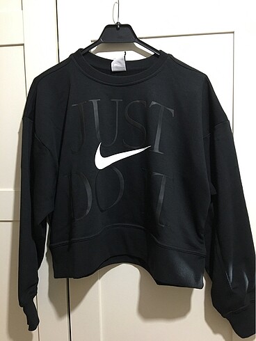 Nike sweat