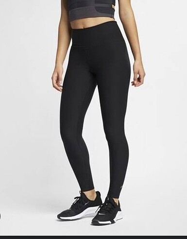 Nike tayt