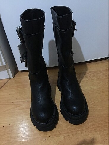 36 Beden Zara çizme