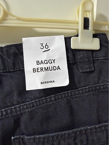 s Beden Bershka şort