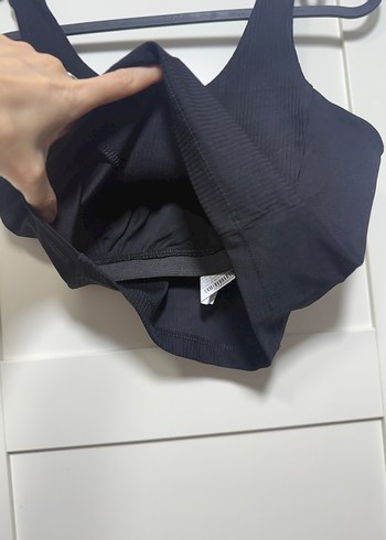 Siyah Kolsuz Crop Top - Görsel 2