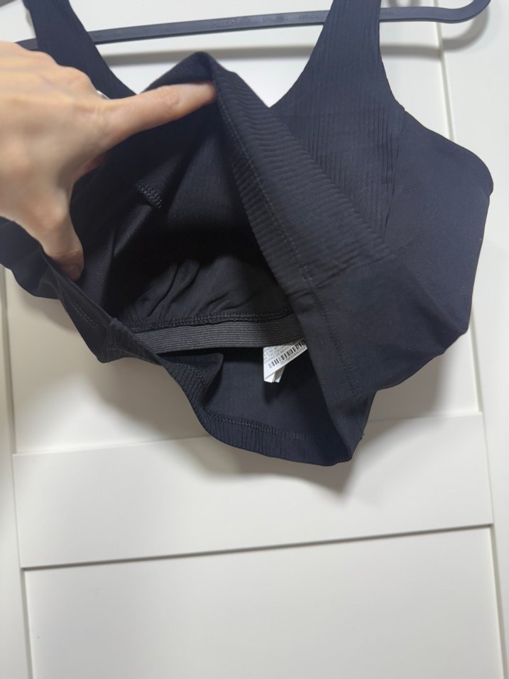 Siyah Kolsuz Crop Top - Görsel 2