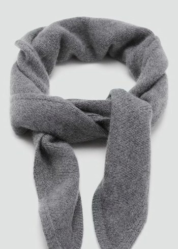 Gri Kadın Örgü Yün Atkı - Görsel 2