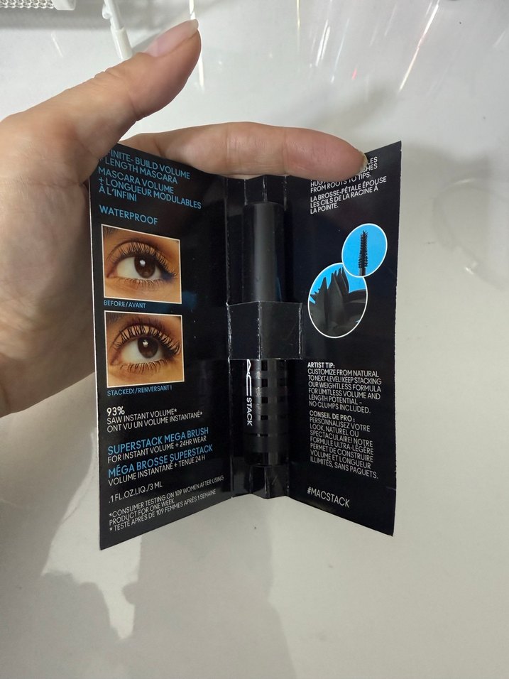 MAC Stack Siyah Suya Dayanıklı Maskara - Görsel 2