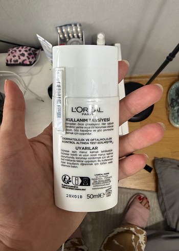 Loreal Paris L'Oréal Revitalift Güneş Koruyucu Krem SPF 50+
