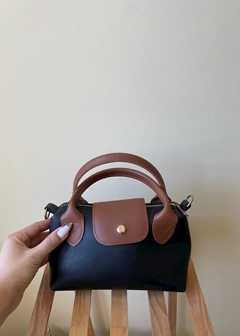 Kahverengi Tokalı Minimalist Kadın Deri Çanta