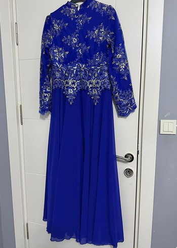 Nakışlı Koyu Mavi Uzun Abiye Elbise - Görsel 3