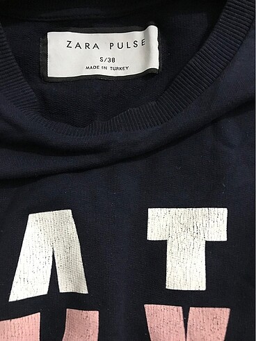 Zara Sweatshirt
