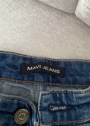 Mavi Jeans KadınGri Mavi Bol Kesim Paçaları Püsküllü Midi Kot Pantolon