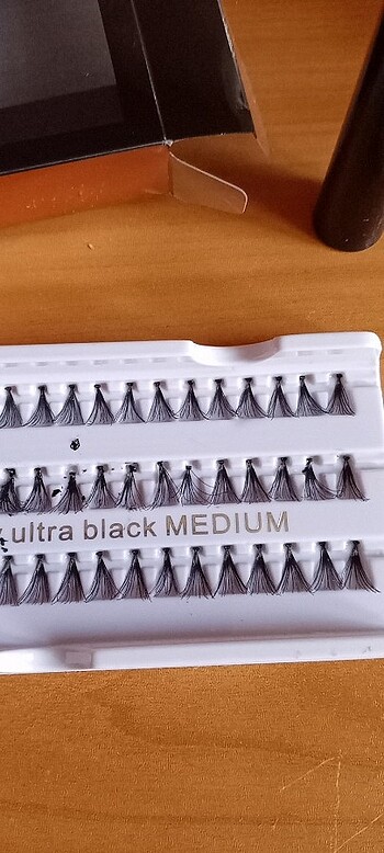 Takma kirpik ve kirpik yapıştırıcı - Görsel 4