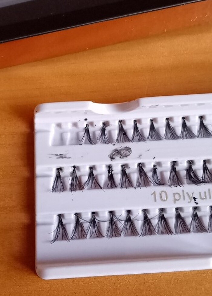 Takma kirpik ve kirpik yapıştırıcı - Görsel 2