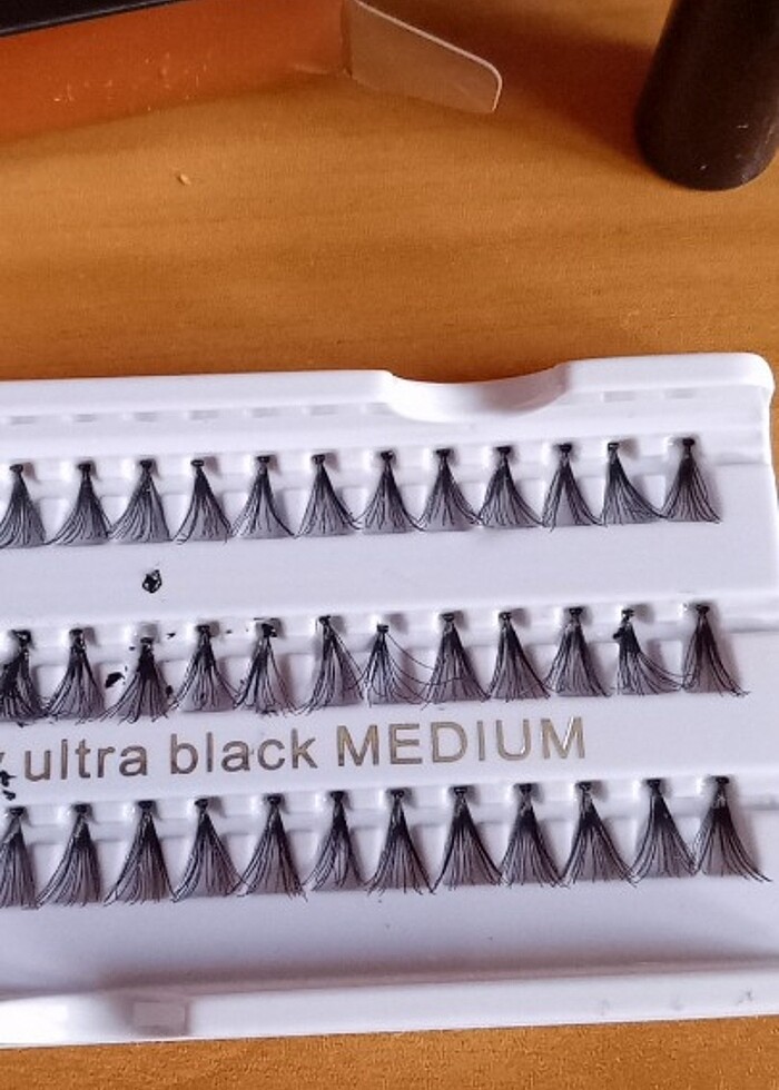 Takma kirpik ve kirpik yapıştırıcı - Görsel 4