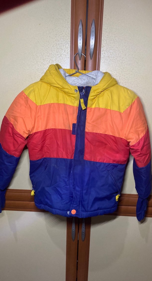 Renkli Düğmeli Erkek Çocuk Mont - Görsel 3