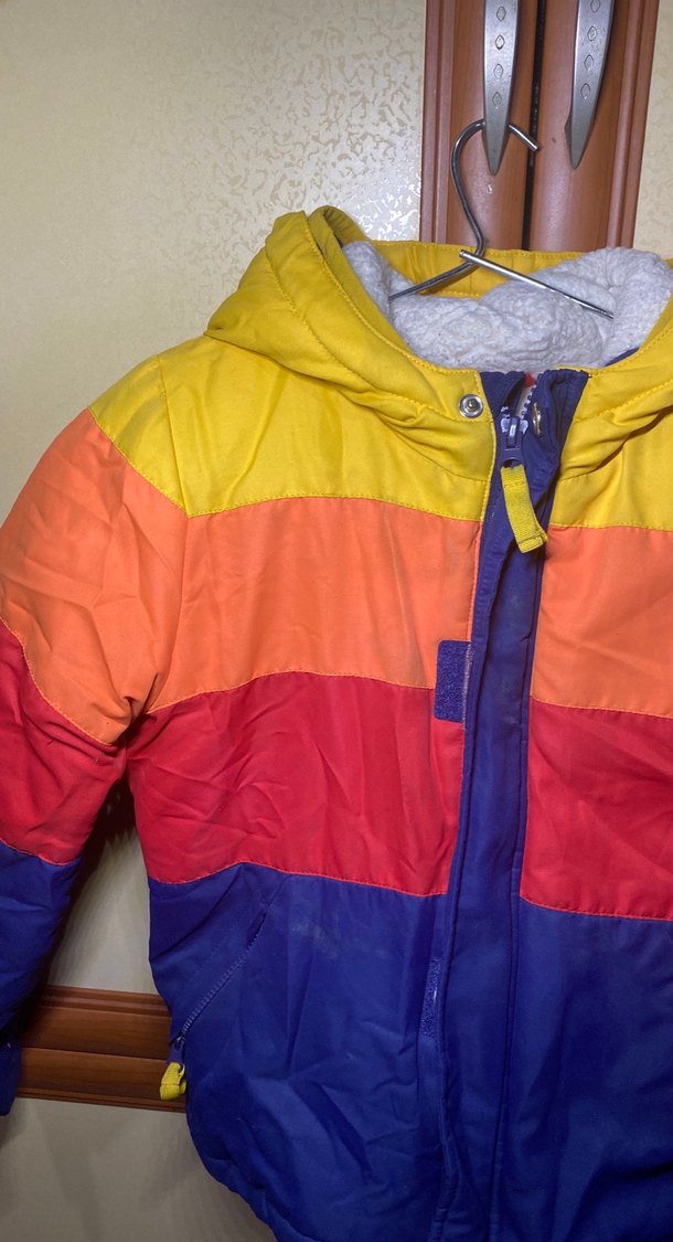 Renkli Düğmeli Erkek Çocuk Mont - Görsel 4