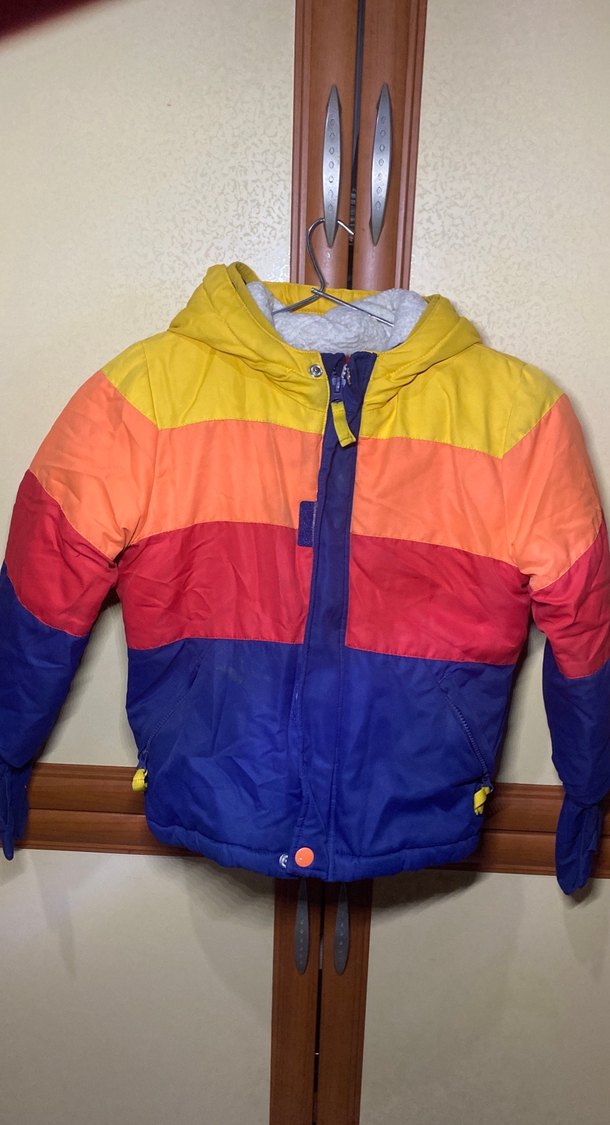 Renkli Düğmeli Erkek Çocuk Mont - Görsel 2