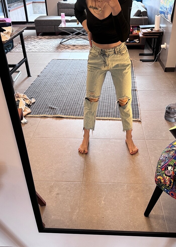 Yırtık pantalon - Görsel 3