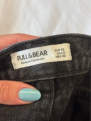 32 Beden siyah Renk Pullbear kot jeans