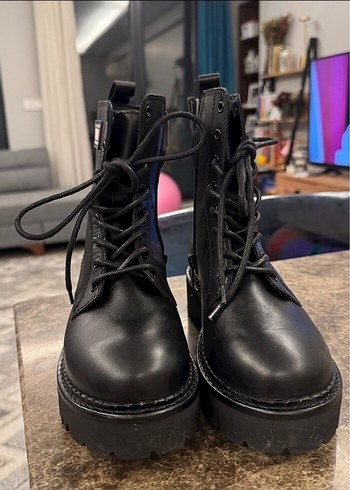 Tommy Hilfiger bot kullanılmamış sıfır - Görsel 2