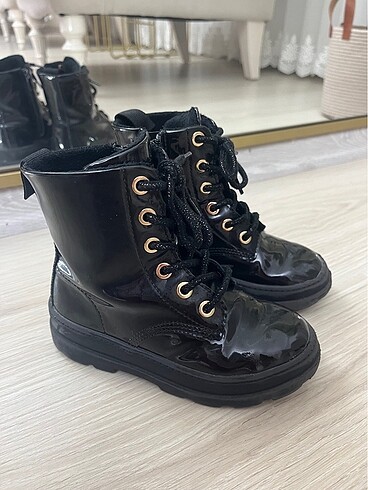 H&M H&M çocuk bot