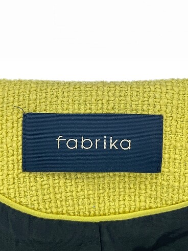 36 Beden çeşitli Renk Fabrika Ceket %70 İndirimli.